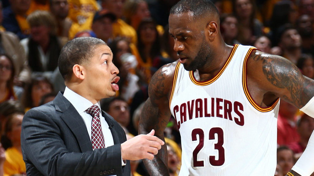 Tyronn Lue LeBron James