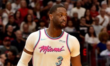 Dwyane Wade reaguje na swój pomnik: „W głowie sobie myślę: Czy to ja?’”