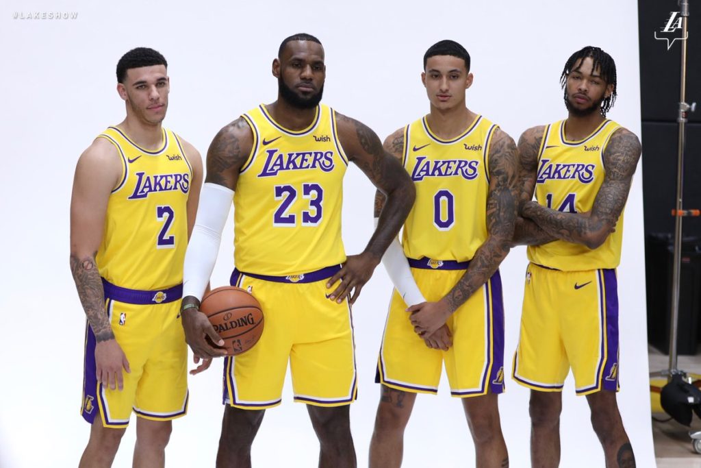 LeBron: Za dużo oczekujemy od młodzieży Lakers