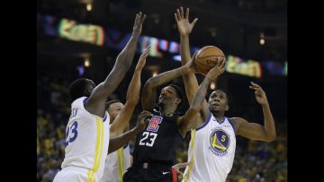 LAC pokonują GSW! Kontuzja Cousinsa, Sixers zmietli Nets w rewanżu