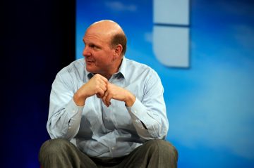 Steve Ballmer odkupi The Forum