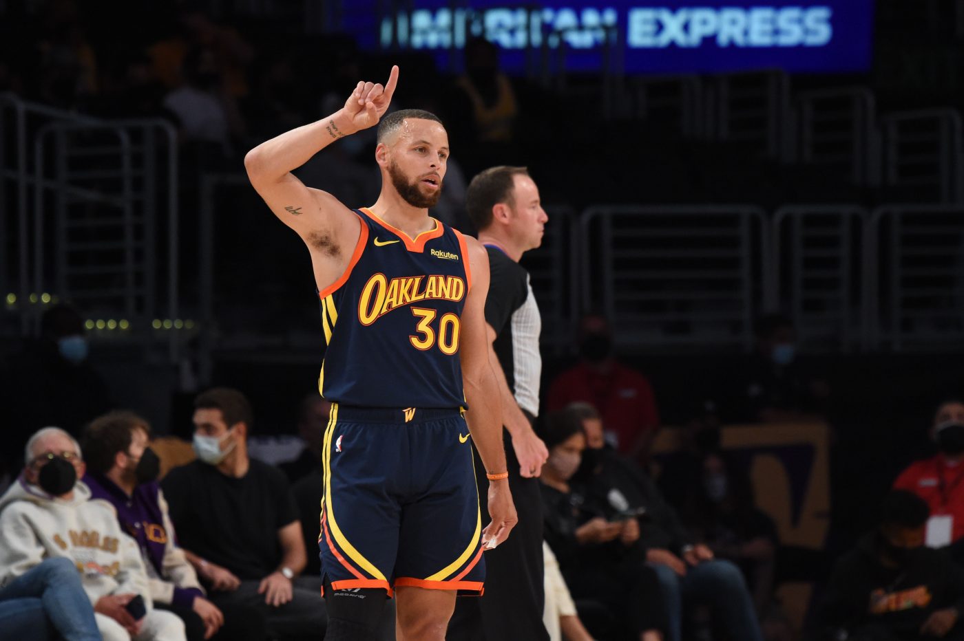Stephen Curry przedłuża kontrakt z Golden State Warriors
