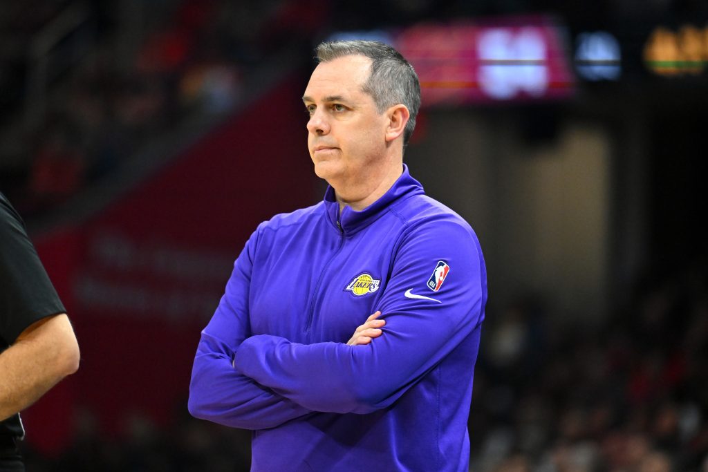 NBA News: Phoenix Suns zwalniają trenera! Kto na jego miejsce?