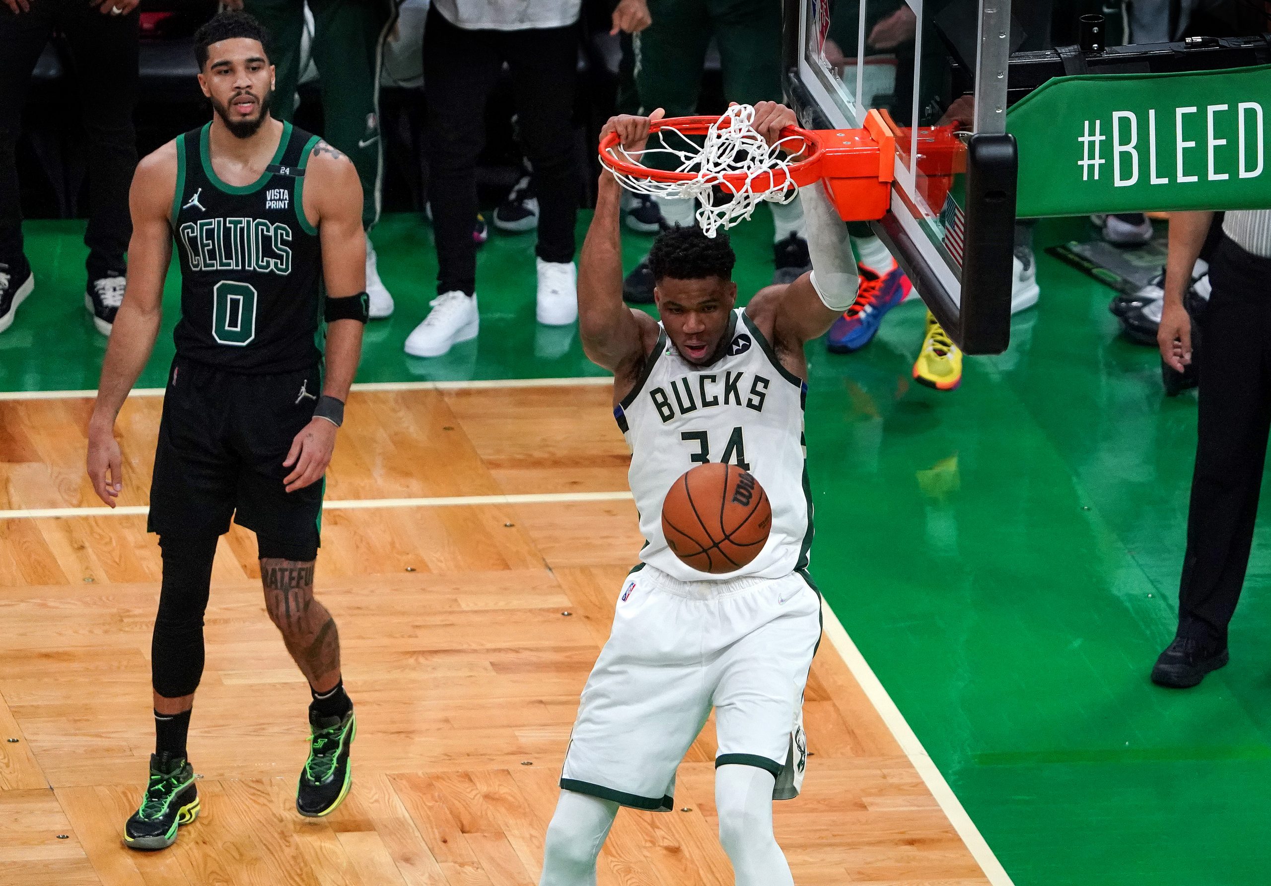 Warriors wyszarpali zwycięstwo od Grizzlies, Giannis zatrzymał Celtics!