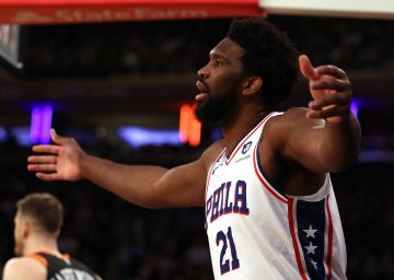 Zrezygnowany Embiid, udana pogoń Knicks, Pelicans odbijają się od dna