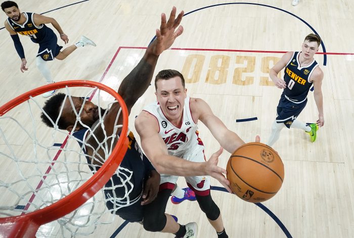 Heat are back! Ważna wygrana Miami na wyjeździe, powrót Kevina Love, Robinson ratuje serię!