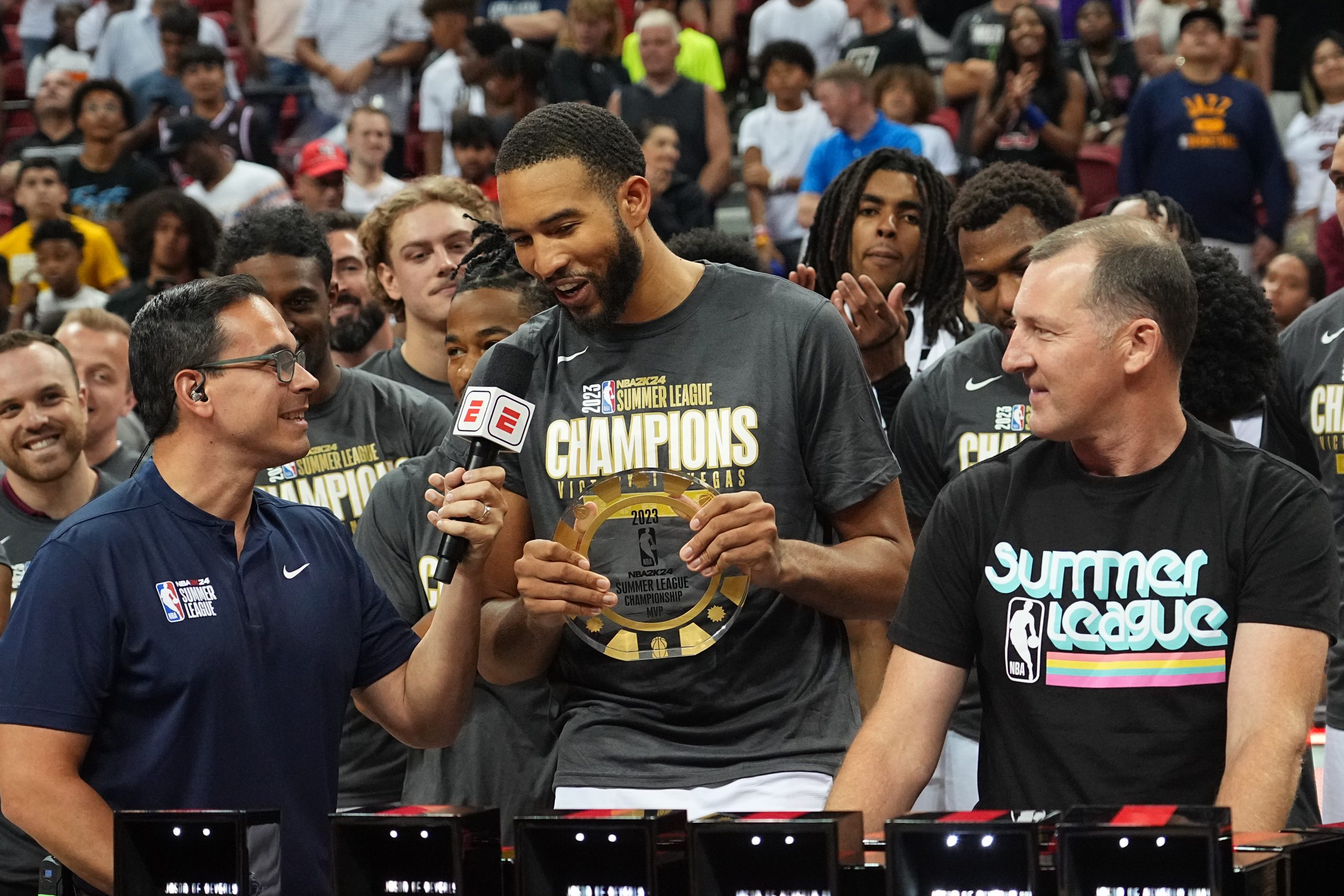 NBA News: Embiid chce wygrać tytuł „w Philly albo gdziekolwiek indziej”