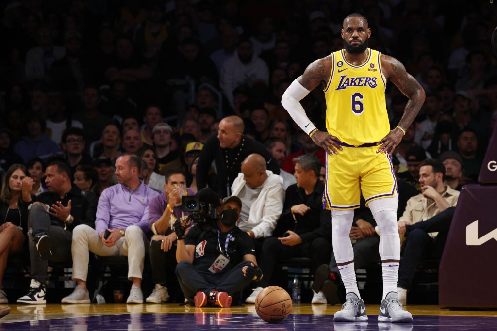 NBA News: Lakers wymienią LeBrona?! Jego agent zabrał głos