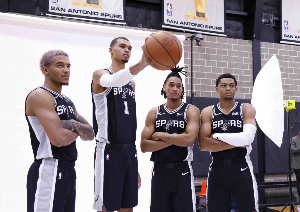NBA News: Przedłużenie kontraktu młodego gracza Spurs – zarobi sporo!