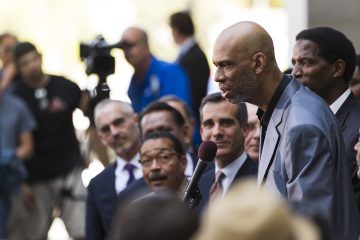 NBA News: Kareem Abdul-Jabbar trafił do szpitala. Miał wypadek