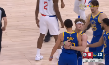 NBA News: Curry wpadł w szał. Podziemski musiał go trzymać!