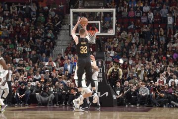 Wyniki NBA: Wielki Dean Wade! Choke Bostonu! Dogrywka Suns z Nuggets