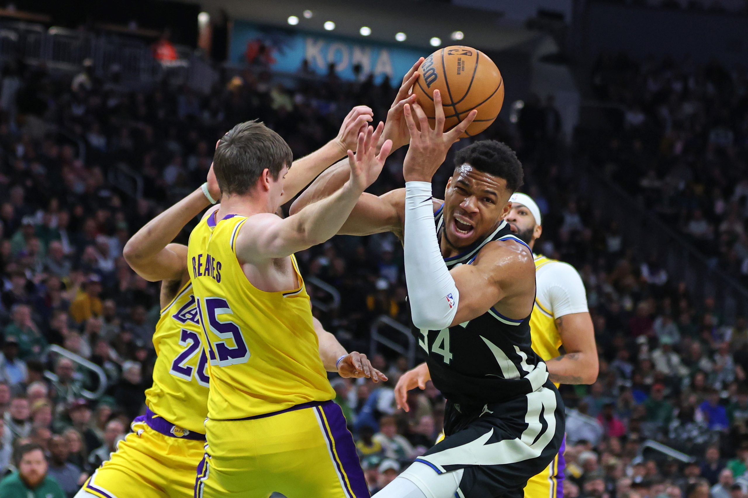 Wyniki NBA: Draymon wylatuje, Curry wściekły! Dogrywka Rockets z Thunder, Durant ogrywa Jokicia