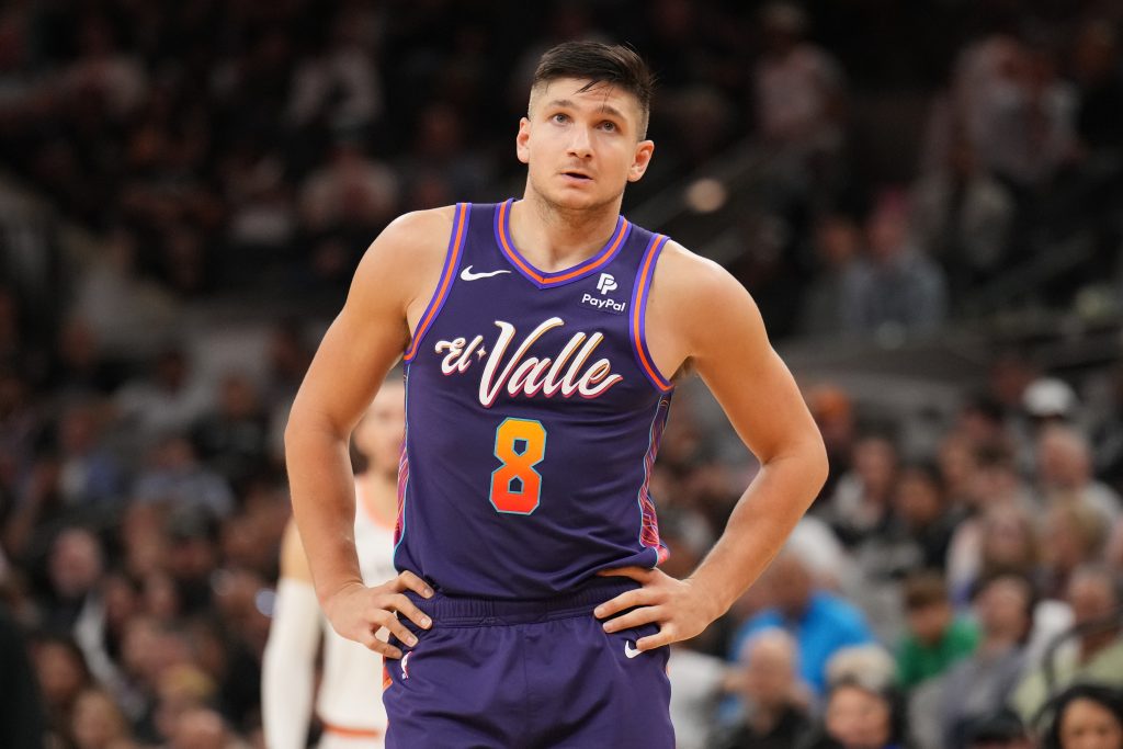 NBA News: Nowy, wysoki kontrakt dla gracza Suns przed Playoffami