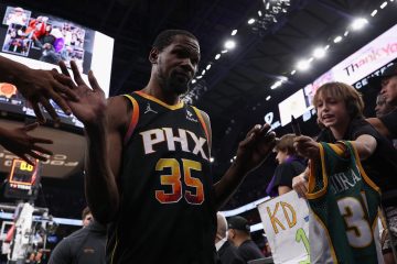 NBA News: Durant sfrustrowany rolą w ataku, tarcia z trenerem Vogelem – co dalej z Suns?