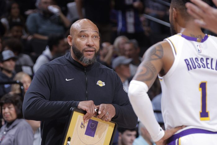NBA News: Szokujące słowa trenera Lakers – ostro krytykuje zawodnika!