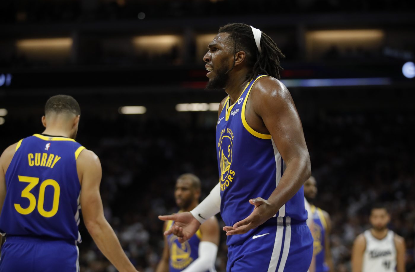 NBA News: Golden State Warriors pozbędą się centra?