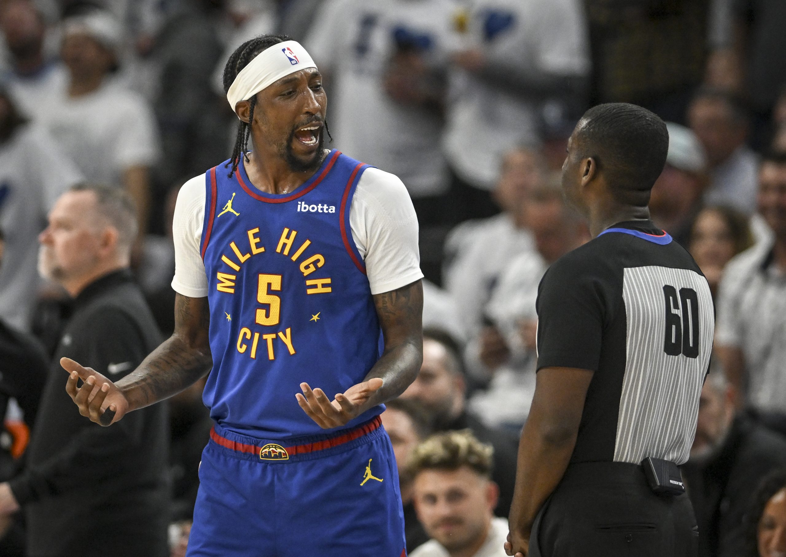 NBA News: Knicks czekają na decyzję Paula George’a