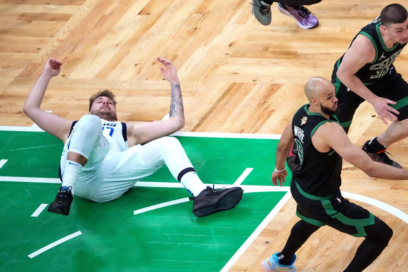 NBA News: Luka Doncic przyjmuje zastrzyki – czy zagra w trzecim meczu?