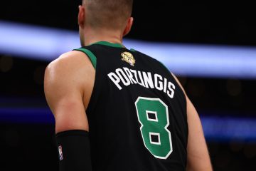 NBA News: Porzingis po operacji – Brad Stevens o jego stanie zdrowia