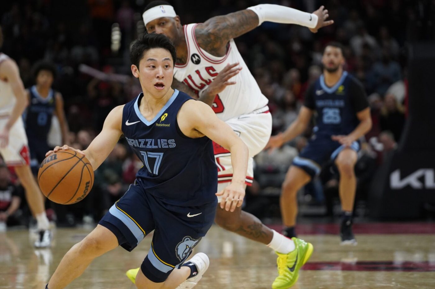 Yuki Kawamura podpisał dwuletni kontrakt z Grizzlies