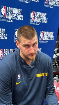 NBA. Nikola Jokić wskazał kandydata do mistrzostwa