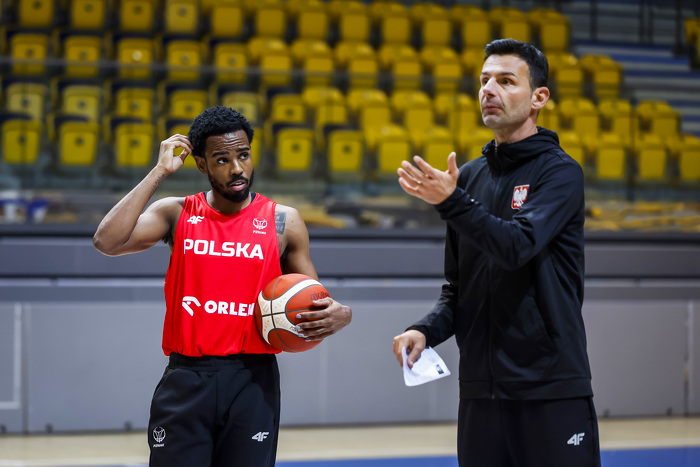 NBA. Bulls pójdą po Davisa?