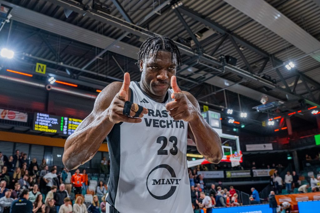 King reaguje na problemy – jest transfer!