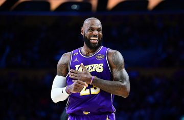 NBA. LeBron James bije kolejny rekord!