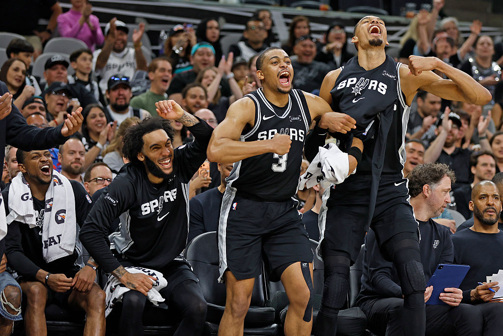 NBA. LeBron James bije kolejny rekord!