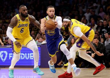 NBA. Warriors szykują transferowe trzęsienie ziemi? LeBron James i Anthony Davis na celowniku klubu z San Francisco.